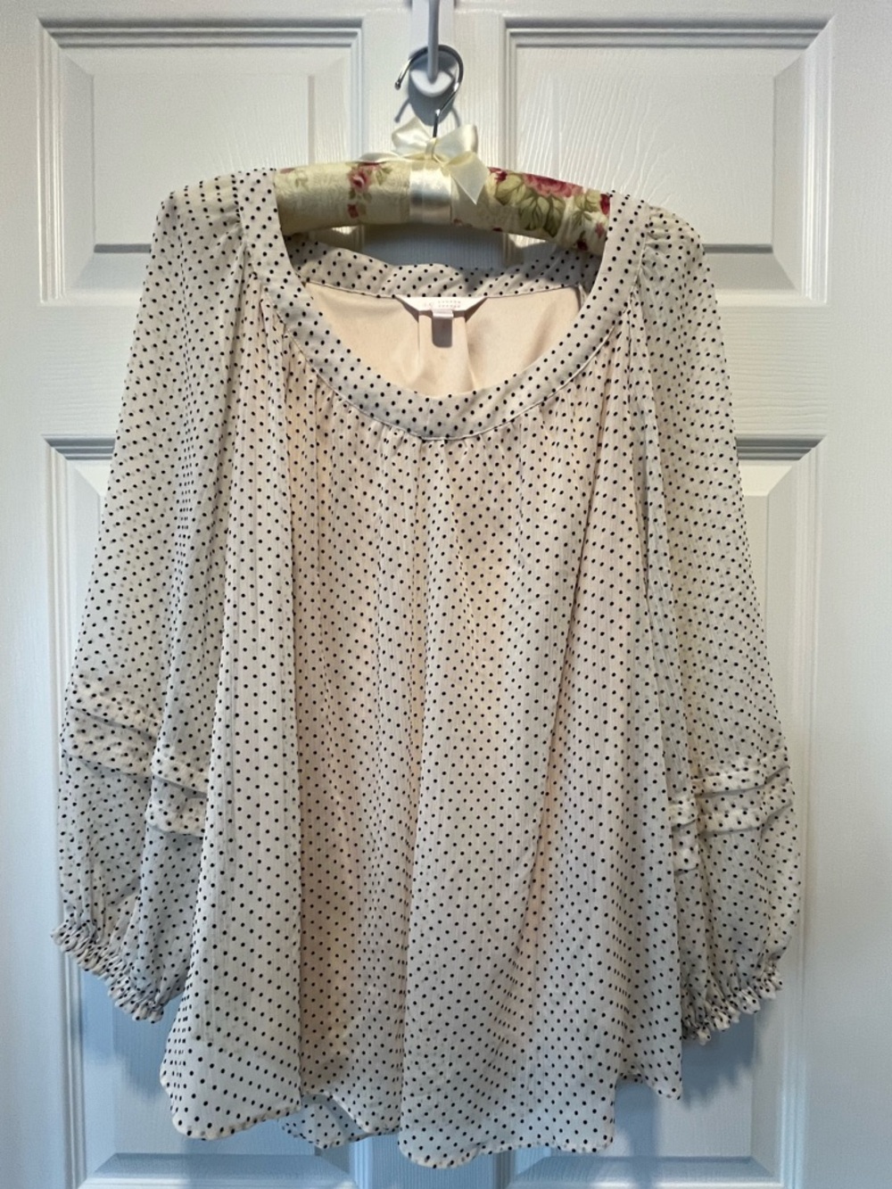 Lauren Conrad Women’s Blouse 
Size Large